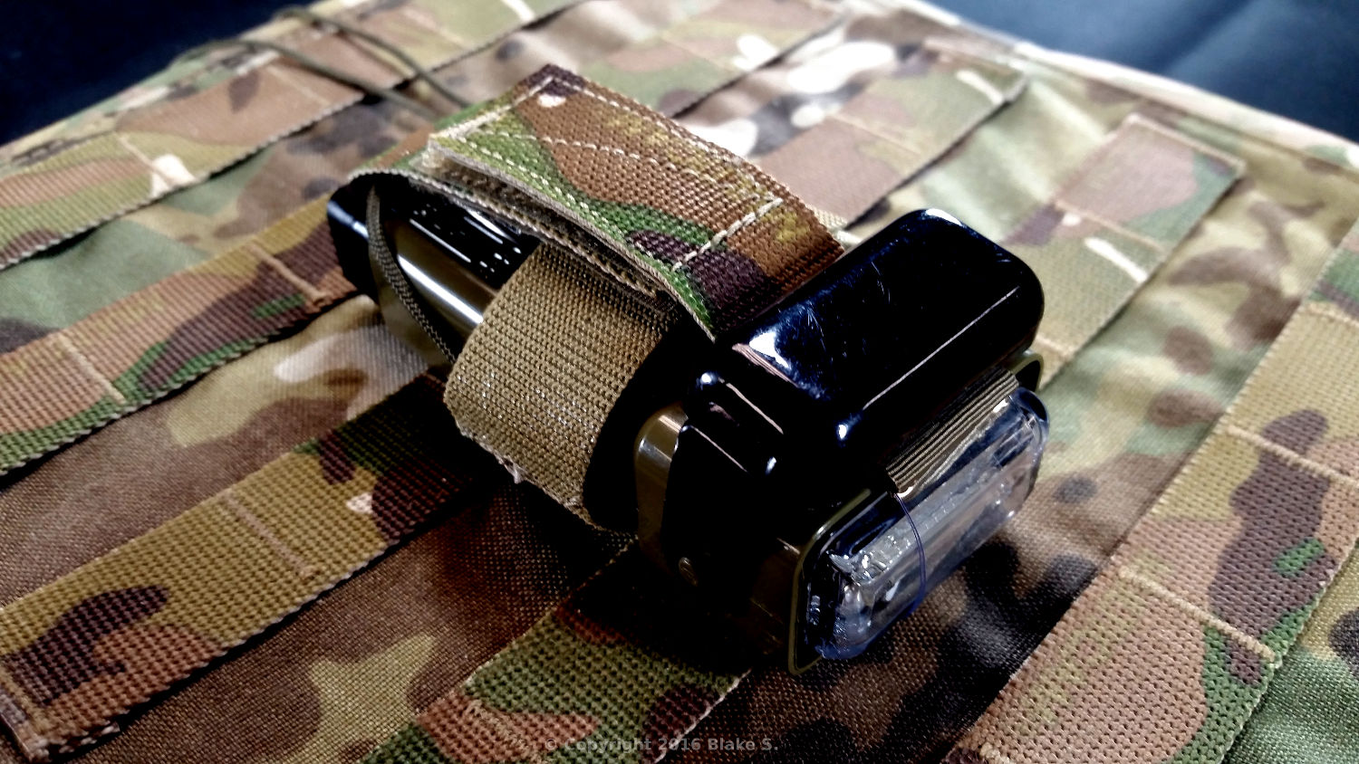 Omnimount MS2000 Strobe Pouch by Omnitac. Can be mounted vertically, horizontally, Velcro, or on a belt. Shown in Multicam.